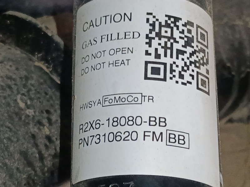 Recambio de amortiguador trasero izquierdo para ford transit courier referencia OEM IAM   