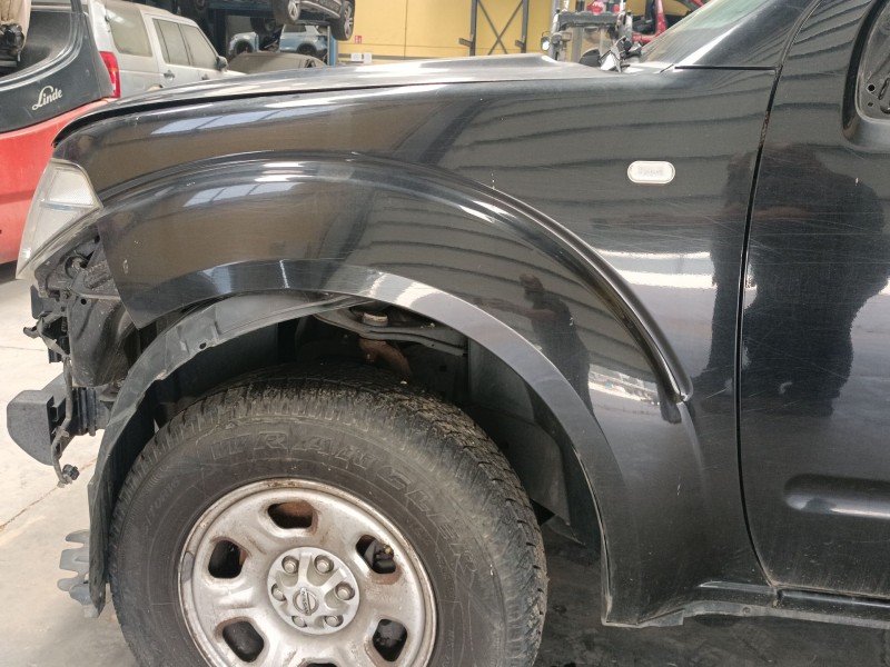 Recambio de aleta delantera izquierda para nissan pathfinder iii (r51) 2.5 dci 4wd referencia OEM IAM   