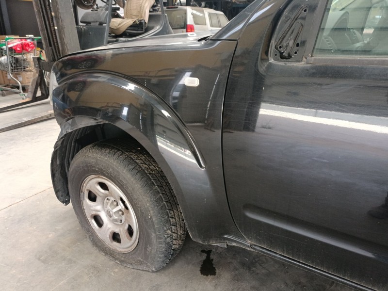 Recambio de aleta delantera izquierda para nissan pathfinder iii (r51) 2.5 dci 4wd referencia OEM IAM   