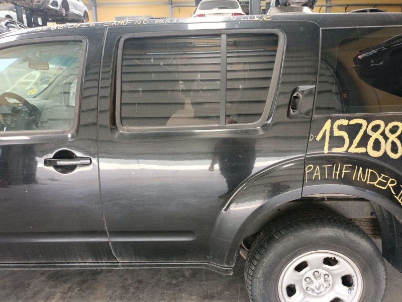 Recambio de puerta trasera izquierda para nissan pathfinder iii (r51) 2.5 dci 4wd referencia OEM IAM   