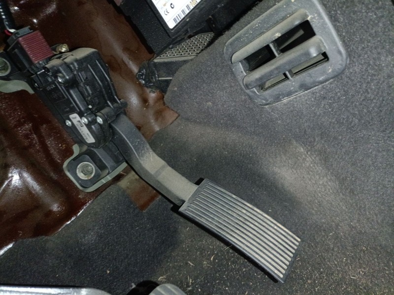 Recambio de pedal acelerador para nissan pathfinder iii (r51) 2.5 dci 4wd referencia OEM IAM   