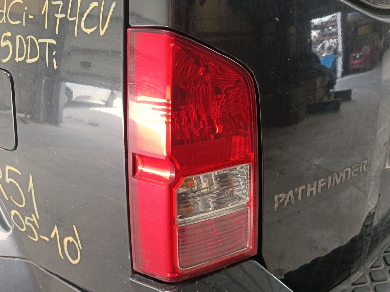 Recambio de piloto trasero izquierdo para nissan pathfinder iii (r51) 2.5 dci 4wd referencia OEM IAM   