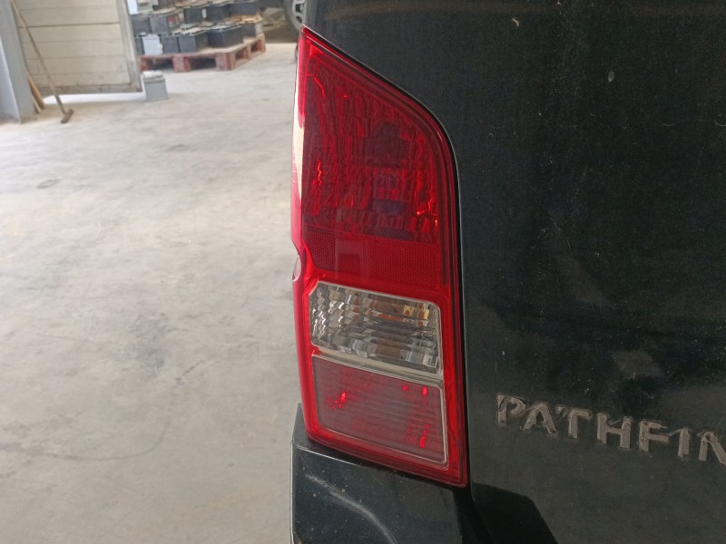 Recambio de piloto trasero izquierdo para nissan pathfinder iii (r51) 2.5 dci 4wd referencia OEM IAM   