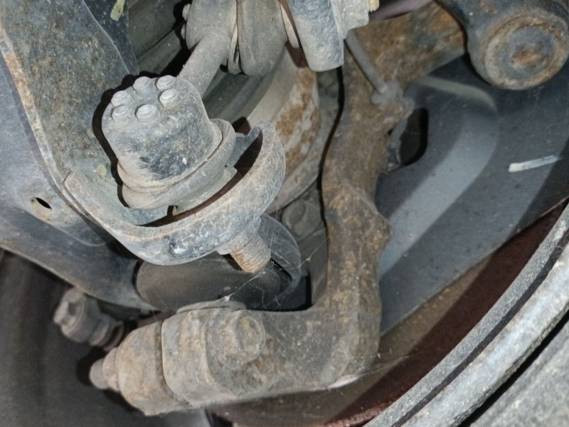 Recambio de mangueta delantera izquierda para nissan pathfinder iii (r51) 2.5 dci 4wd referencia OEM IAM   