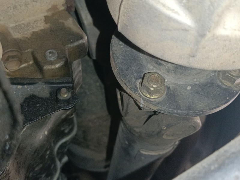 Recambio de transmision central delantera para nissan pathfinder iii (r51) 2.5 dci 4wd referencia OEM IAM   