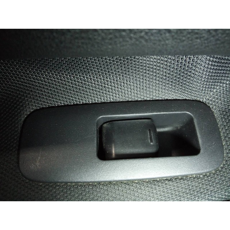 Recambio de mando elevalunas trasero izquierdo para nissan qashqai+2 (jj10) acenta referencia OEM IAM   