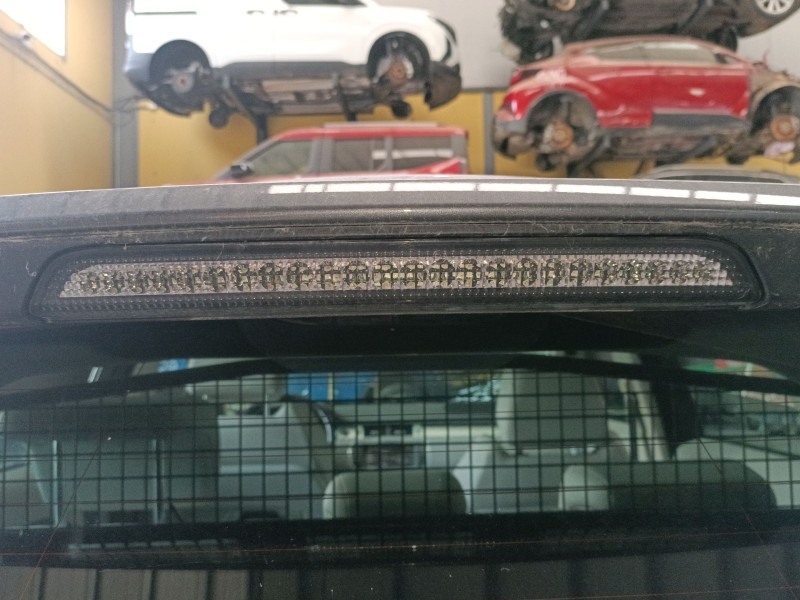Recambio de luz central de freno para land rover range rover evoque (l538) 2.2 d referencia OEM IAM   