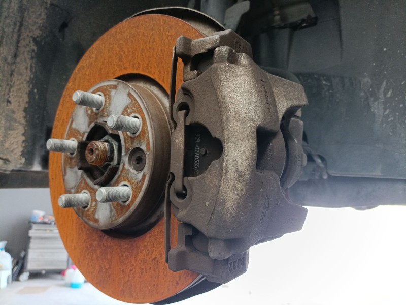 Recambio de pinza freno delantera derecha para land rover range rover evoque (l538) 2.2 d referencia OEM IAM   