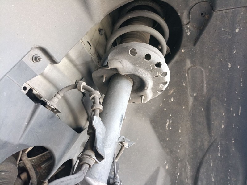 Recambio de amortiguador delantero izquierdo para land rover range rover evoque (l538) 2.2 d referencia OEM IAM   