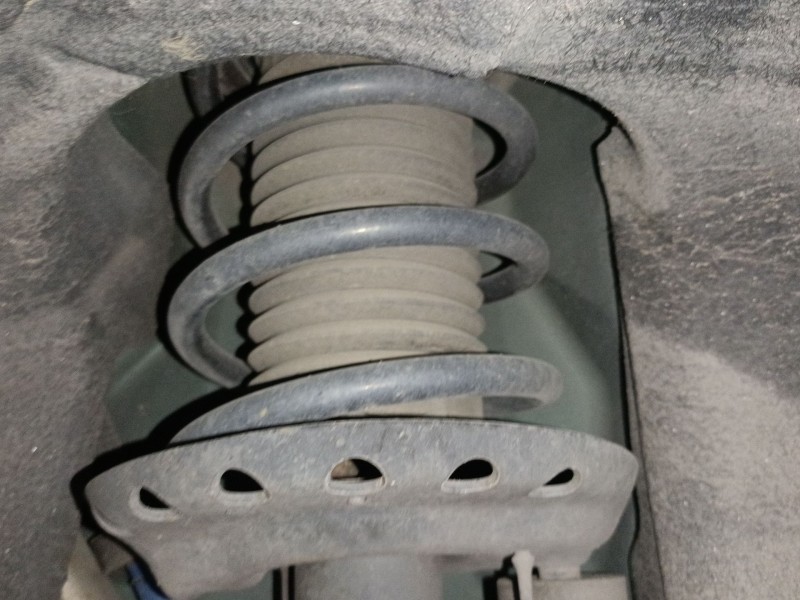 Recambio de amortiguador trasero derecho para land rover range rover evoque (l538) 2.2 d 4x4 referencia OEM IAM   