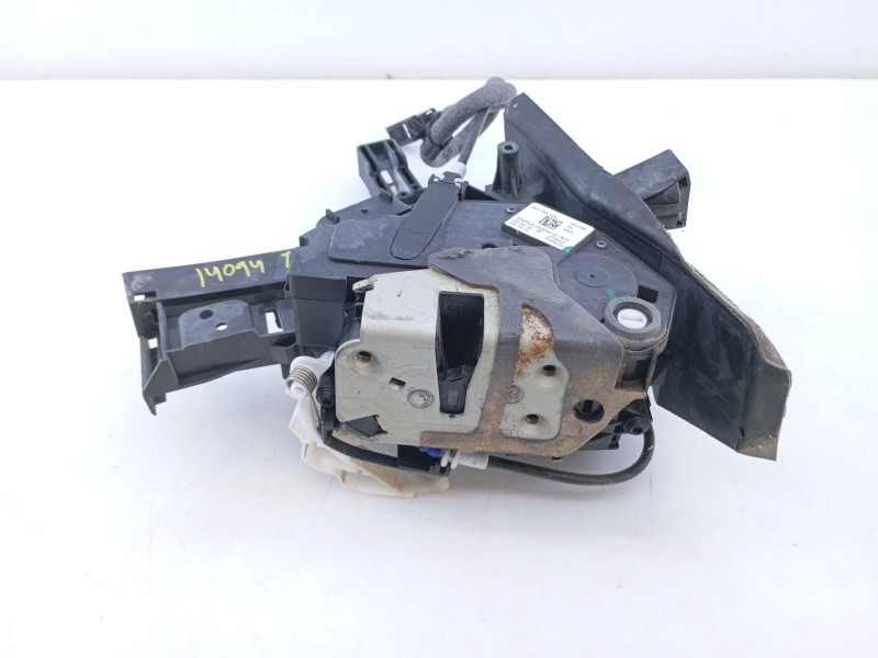 Recambio de cerradura puerta trasera derecha para ford focus iii turnier 1.5 tdci referencia OEM IAM   