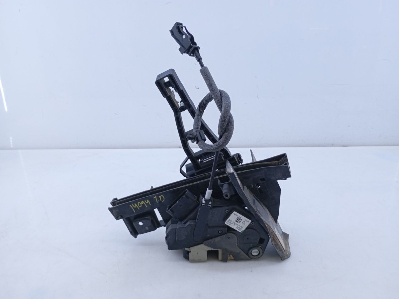 Recambio de cerradura puerta trasera derecha para ford focus iii turnier 1.5 tdci referencia OEM IAM   