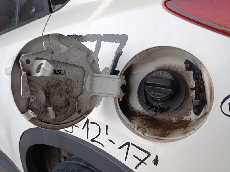 Recambio de tapa exterior combustible para mazda cx-5 (ke, gh) 2.2 d (ke2fw) referencia OEM IAM   