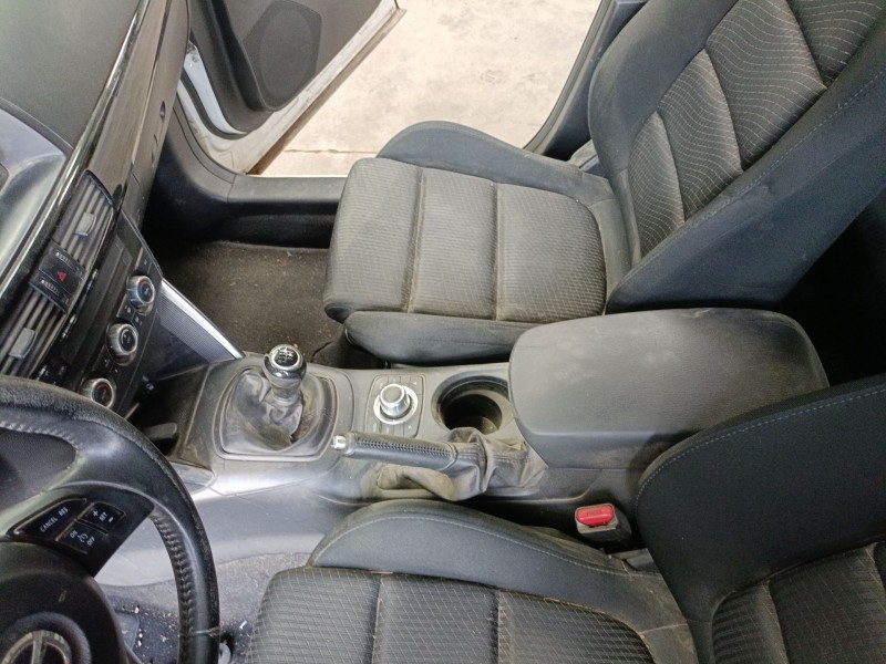 Recambio de consola central para mazda cx-5 (ke, gh) 2.2 d (ke2fw) referencia OEM IAM   