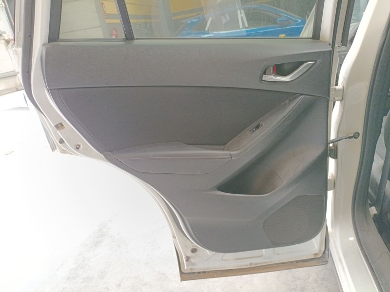 Recambio de guarnecido puerta trasera izquierda para mazda cx-5 (ke, gh) 2.2 d (ke2fw) referencia OEM IAM   
