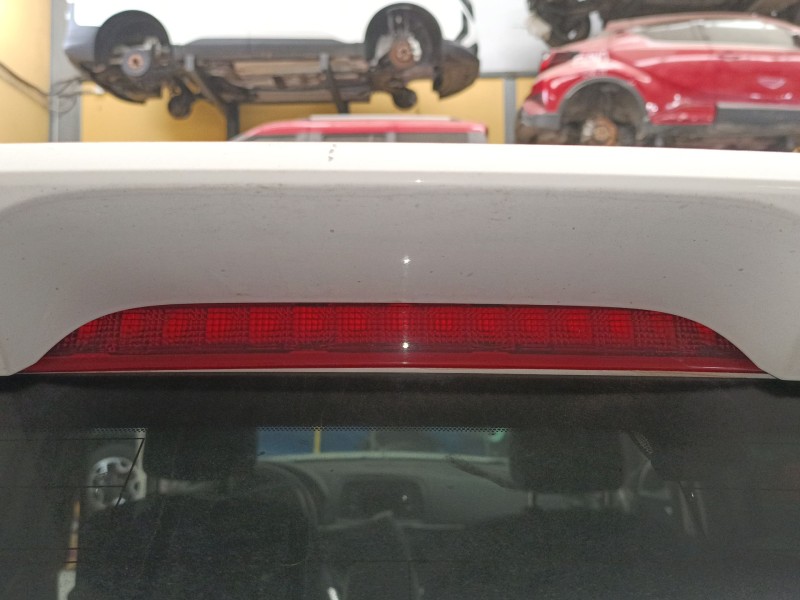 Recambio de luz central de freno para mazda cx-5 (ke, gh) 2.2 d (ke2fw) referencia OEM IAM   