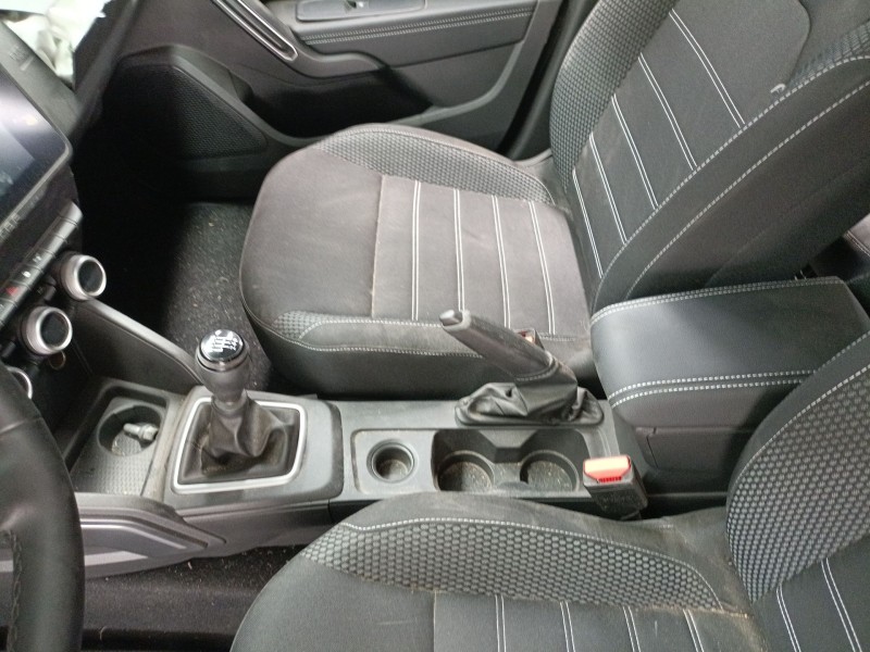 Recambio de consola central para dacia duster (hm_) 1.3 tce 130 (hmmf) referencia OEM IAM   