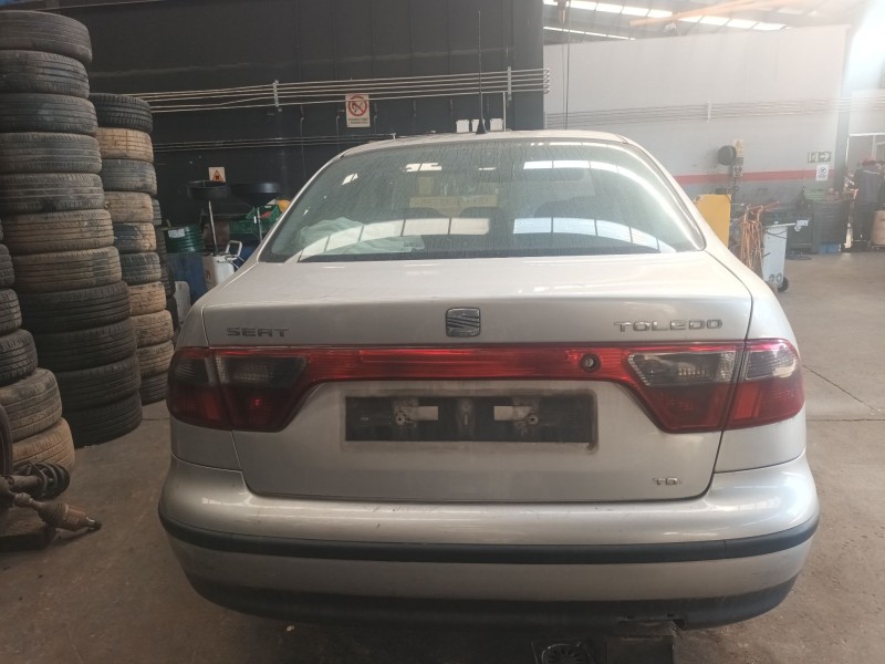 seat toledo ii (1m2) del año 1998
