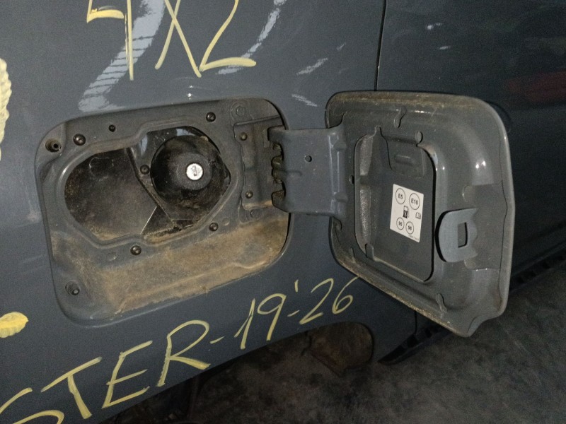 Recambio de tapa exterior combustible para dacia duster (hm_) 1.3 tce 130 (hmmf) referencia OEM IAM   