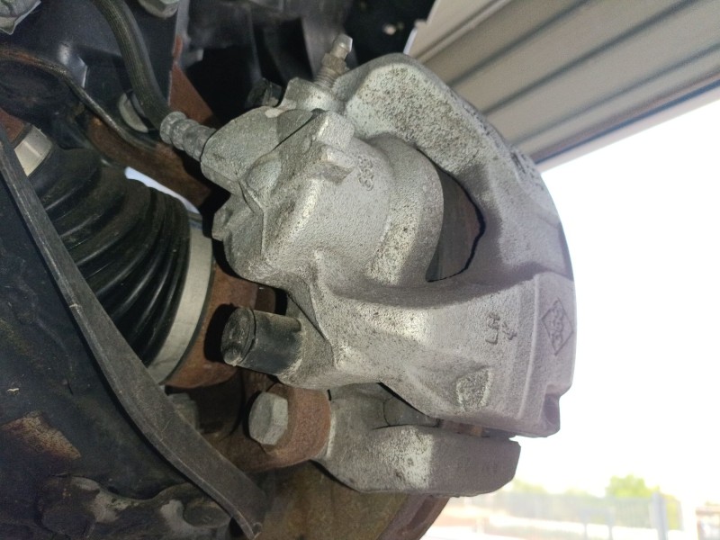 Recambio de pinza freno delantera izquierda para dacia duster (hm_) 1.3 tce 130 (hmmf) referencia OEM IAM   