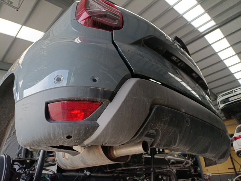 Recambio de paragolpes trasero para dacia duster (hm_) 1.3 tce 130 (hmmf) referencia OEM IAM   