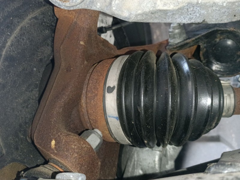 Recambio de mangueta delantera izquierda para dacia duster (hm_) 1.3 tce 130 (hmmf) referencia OEM IAM   