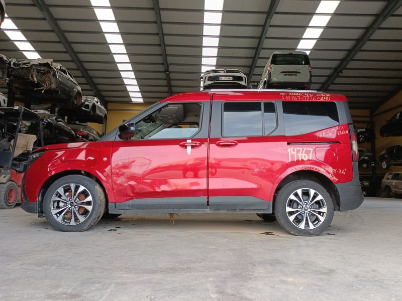 ford tourneo combi v769 del año 2024