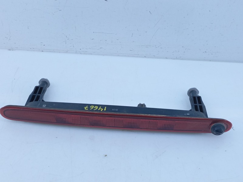 Recambio de luz central de freno para suzuki vitara (ly) 1.0 (apk 310) referencia OEM IAM 3581071LA  E3-B4