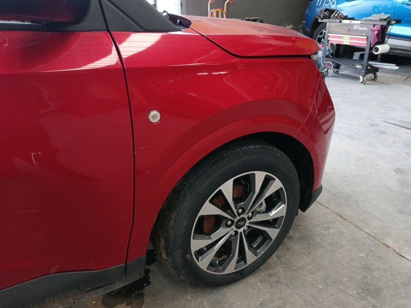 Recambio de aleta delantera derecha para ford tourneo combi v769 referencia OEM IAM   