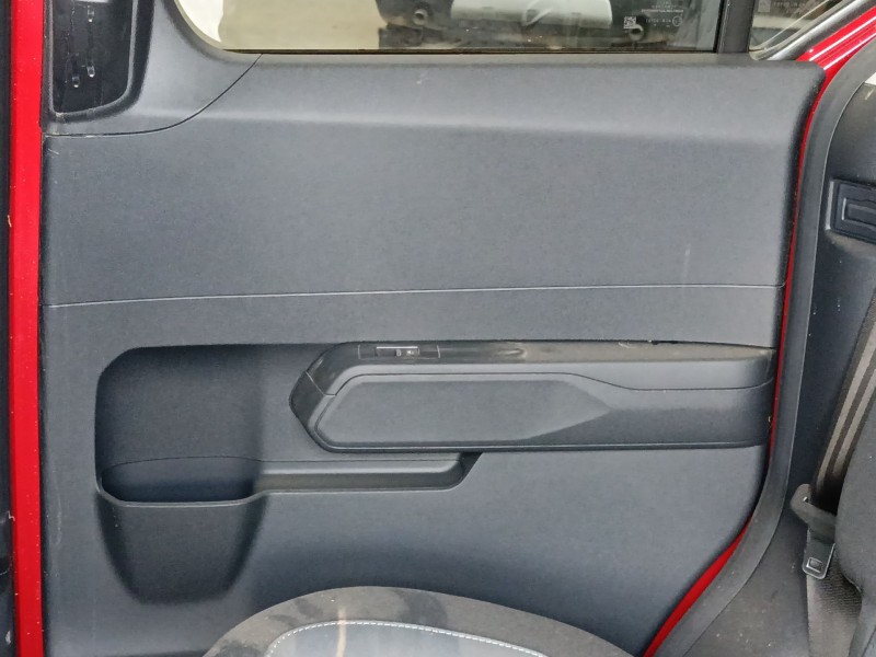 Recambio de guarnecido puerta trasera derecha para ford tourneo combi v769 referencia OEM IAM   
