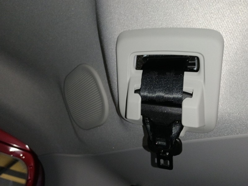 Recambio de cinturon seguridad trasero central para ford tourneo combi v769 referencia OEM IAM   