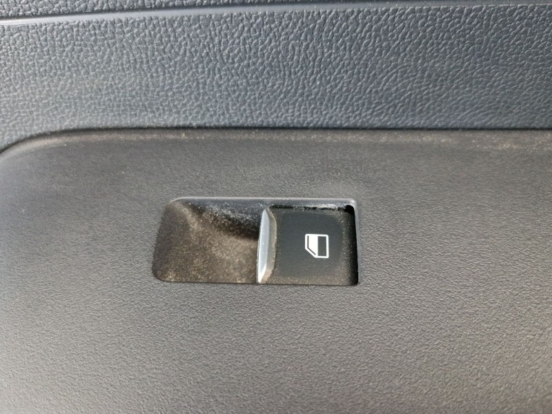 Recambio de mando elevalunas delantero derecho para ford tourneo combi v769 referencia OEM IAM   