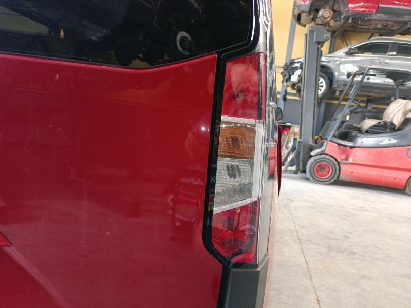 Recambio de piloto trasero derecho para ford tourneo combi v769 referencia OEM IAM   