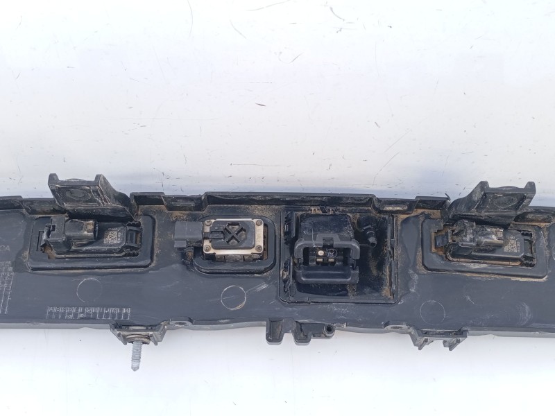 Recambio de maneta exterior porton para land rover range rover evoque (l551) 2.0 d165 referencia OEM IAM K8D2404C42A K8D2404C42B