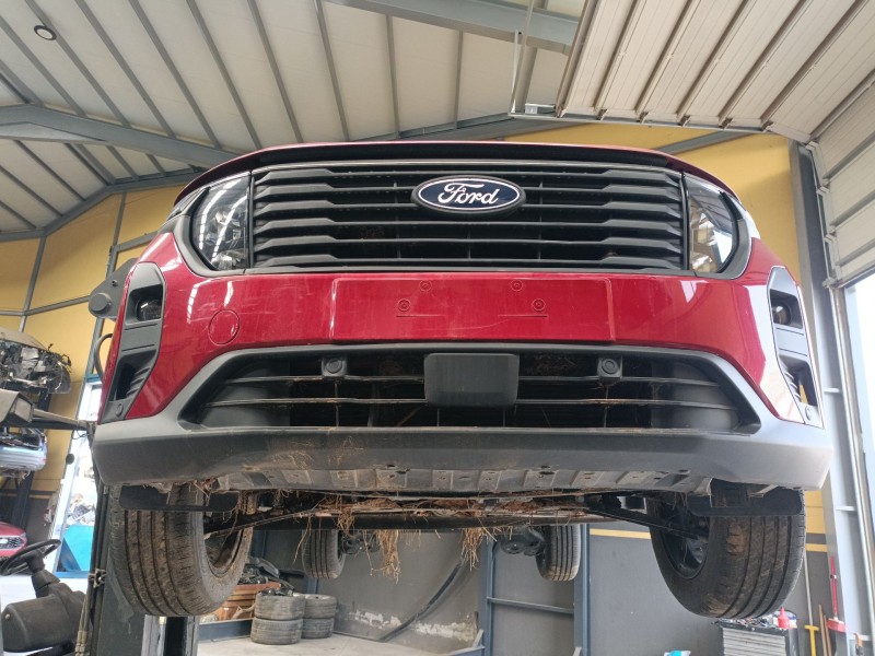 Recambio de paragolpes delantero para ford tourneo combi v769 referencia OEM IAM   