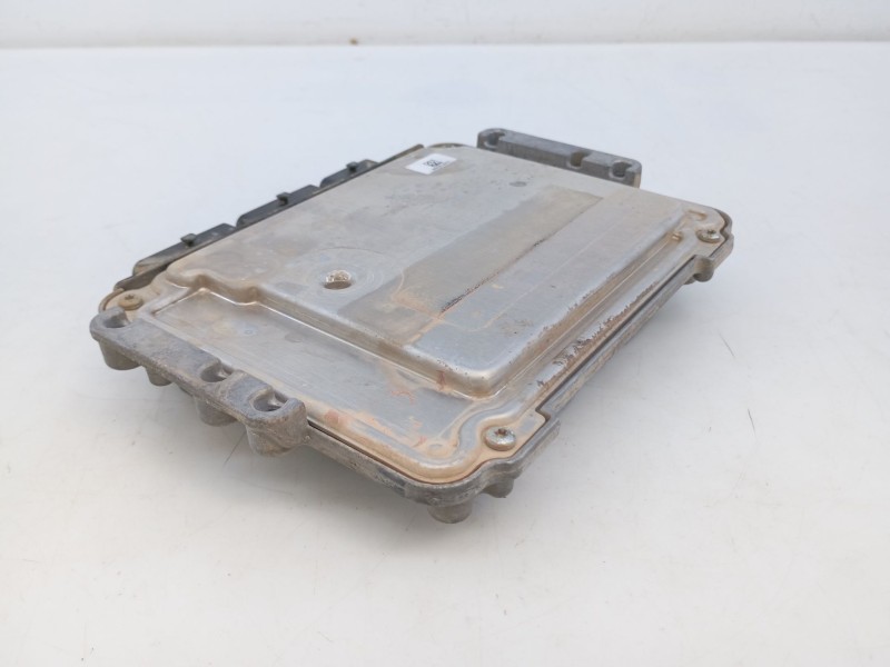 Recambio de centralita motor uce para suzuki grand vitara ii (jt, te, td) 1.9 ddis a las 4 ruedas (jt419, td44, jb419wd, jb419xd