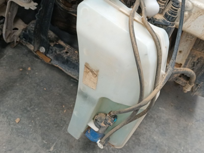 Recambio de deposito limpia para renault captur i (j5_, h5_) 0.9 tce 90 referencia OEM IAM   