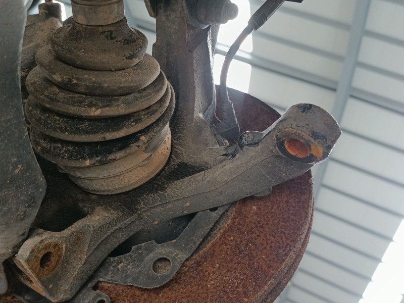 Recambio de mangueta delantera derecha para renault captur i (j5_, h5_) 0.9 tce 90 referencia OEM IAM   