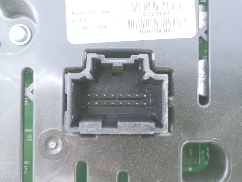 Recambio de cuadro instrumentos para ford transit courier referencia OEM IAM R2X610849AAL  
