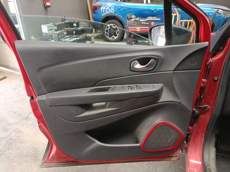 Recambio de guarnecido puerta delantera izquierda para renault captur i (j5_, h5_) 1.2 tce 120 referencia OEM IAM   