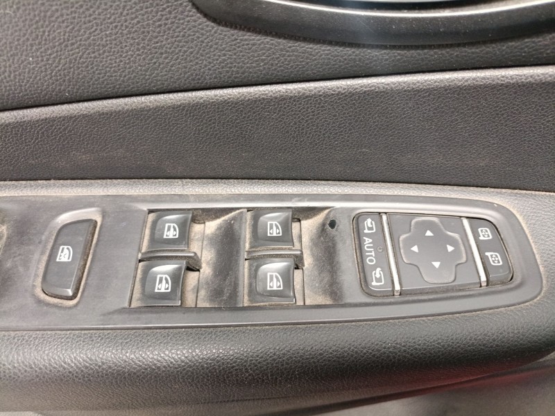 Recambio de mando elevalunas delantero izquierdo para renault captur i (j5_, h5_) 1.2 tce 120 referencia OEM IAM   