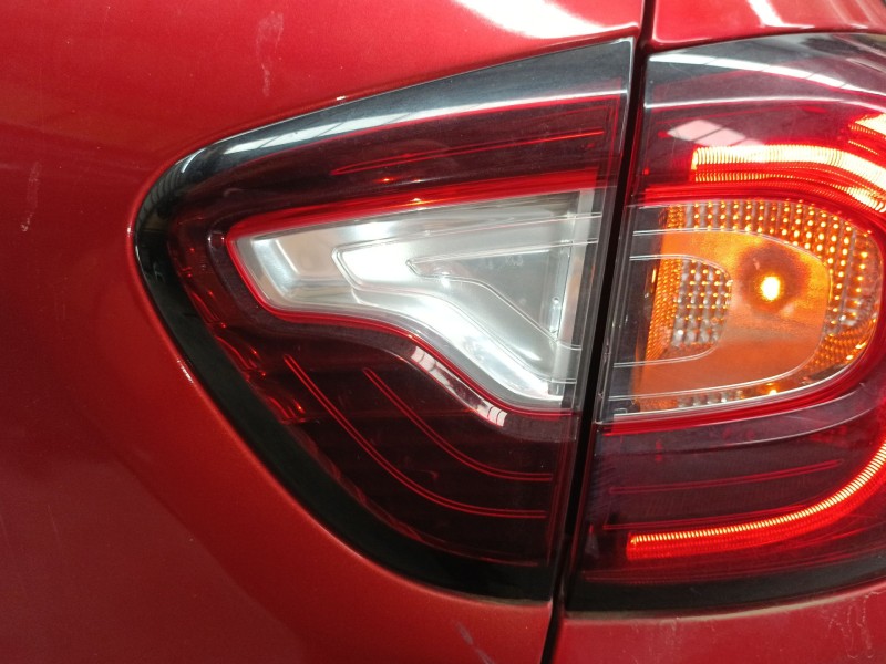 Recambio de piloto trasero derecho porton para renault captur i (j5_, h5_) 1.2 tce 120 referencia OEM IAM   