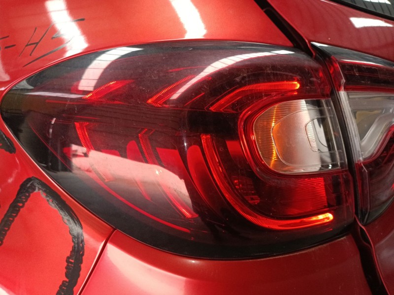 Recambio de piloto trasero izquierdo para renault captur i (j5_, h5_) 1.2 tce 120 referencia OEM IAM   