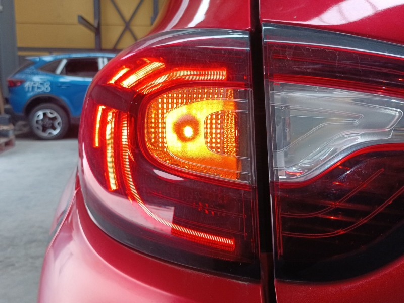 Recambio de piloto trasero izquierdo para renault captur i (j5_, h5_) 1.2 tce 120 referencia OEM IAM   