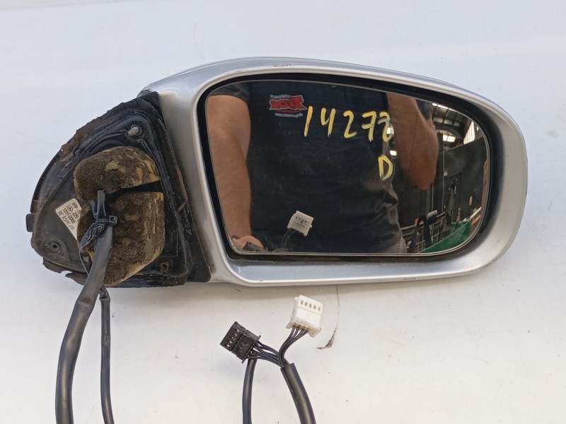 Recambio de retrovisor derecho electrico para mercedes-benz referencia OEM IAM 2208100416  E1-A2