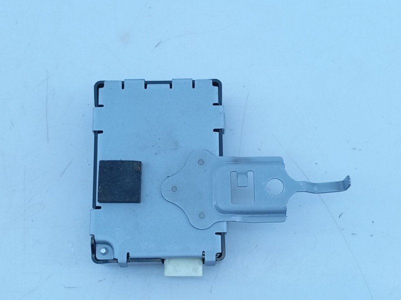 Recambio de modulo electronico para toyota prius plus (_w4_) 1.8 hybrid (zvw40w, zvw41w) referencia OEM IAM 8978047120  E2-B4