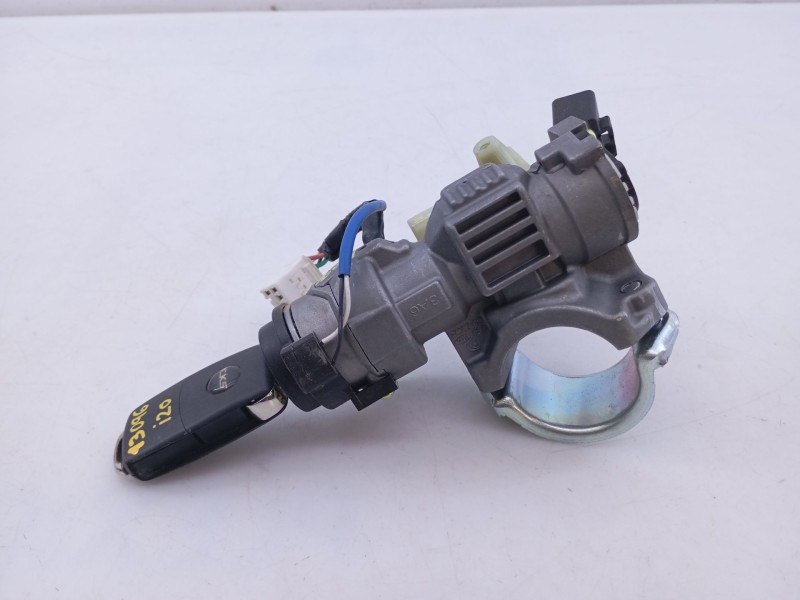 Recambio de antirrobo para hyundai i20 ii (gb, ib) 1.0 t-gdi referencia OEM IAM   