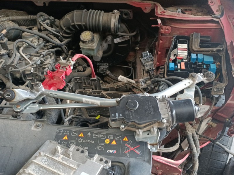 Recambio de motor limpia delantero para renault captur i (j5_, h5_) 1.2 tce 120 referencia OEM IAM   