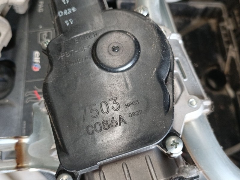 Recambio de motor limpia delantero para renault captur i (j5_, h5_) 1.2 tce 120 referencia OEM IAM   