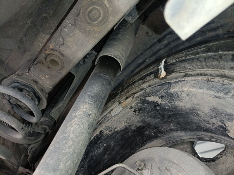 Recambio de amortiguador trasero derecho para renault captur i (j5_, h5_) 1.2 tce 120 referencia OEM IAM   